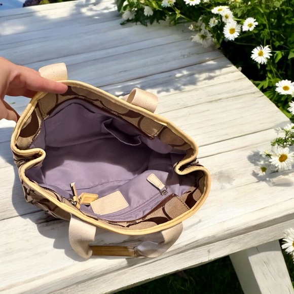 Coach Daisy Signature Tote Bag (EUC) - Picture 8 of 16